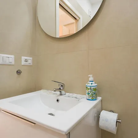 Apartment Augusto 42 By Dimorra *